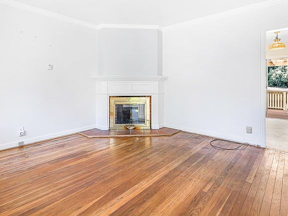 5th image of 41 Meadow Avenue