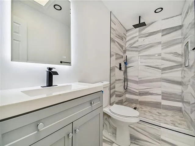 5704 S Travelers Palm Ln — Photo 4