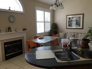 5 Cliveden Pl — Photo 4