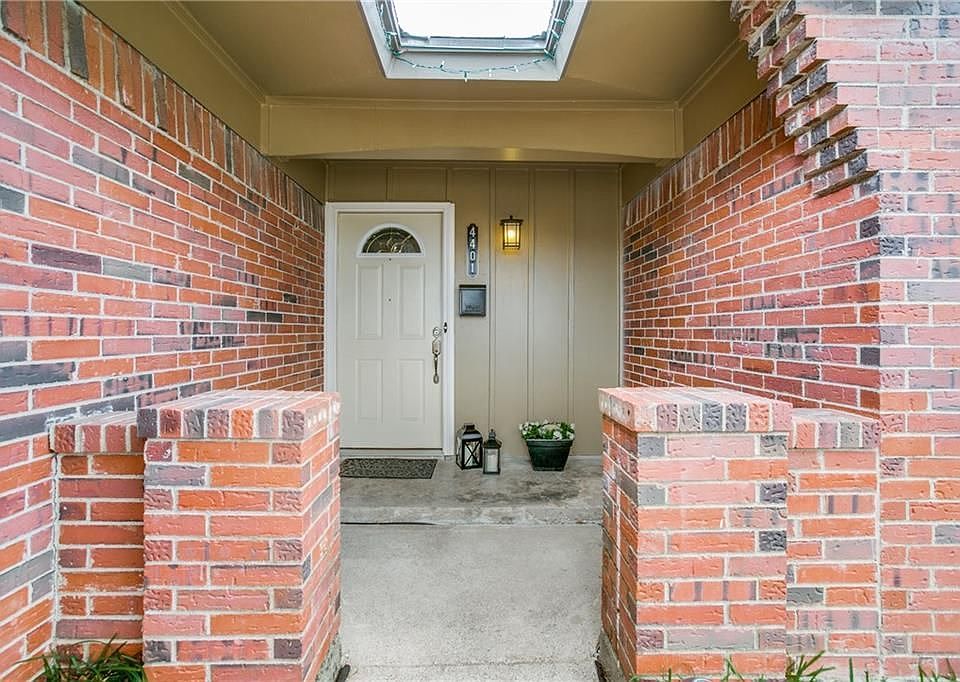 1st image of 4401 Sweetbriar Dr