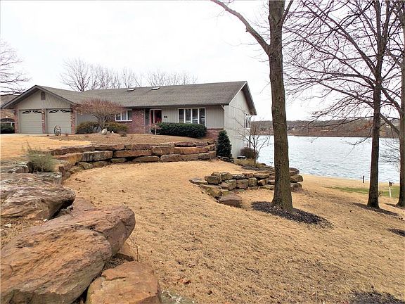 2nd image of 96 Kincardine Dr