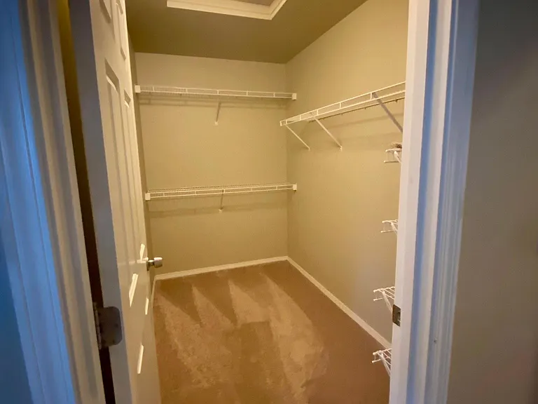 Main bedroom walk-in closet