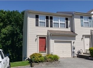 23 Tether Ct, Wilmington, DE 19808