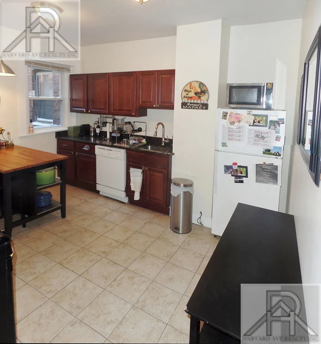 Building Photo - 385 Harvard St #2R