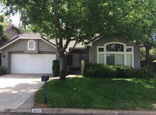 807 E Brighton Ln, Fresno, CA