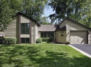 2206 Oak Ave, Northbrook, IL