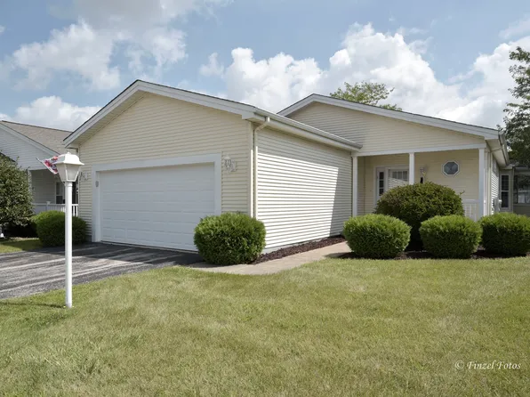 247 Rodeo Dr, Grayslake, IL 60030