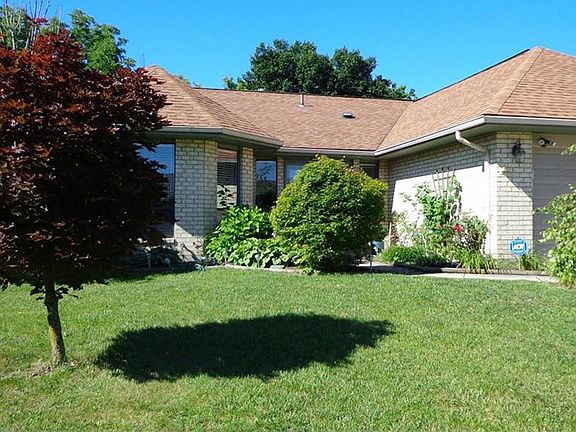 2nd image of 6564 Rolling Glen Dr