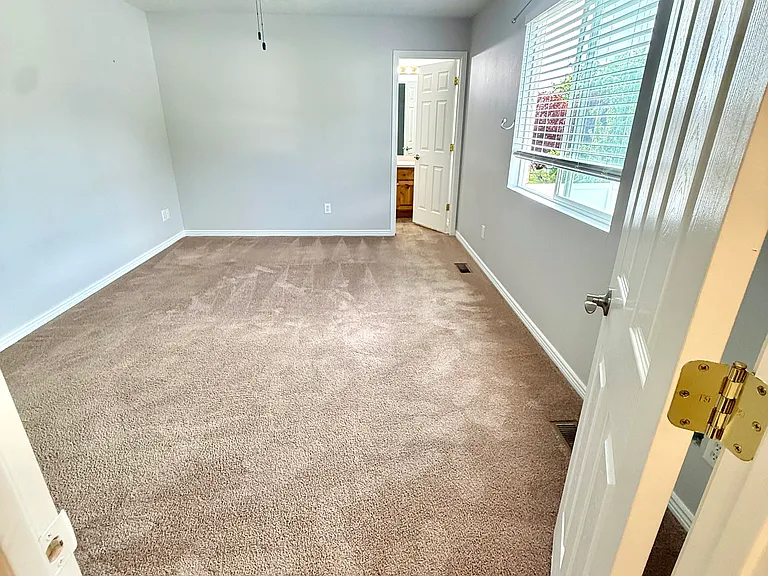 1711 N 980 W — Photo 1