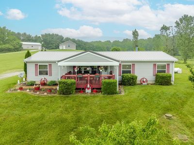 572 N 450 W, Angola, IN, 46703