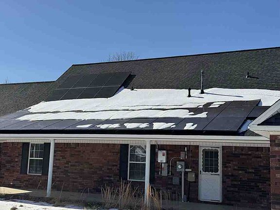 5th image of 2211 Yellowstone Dr