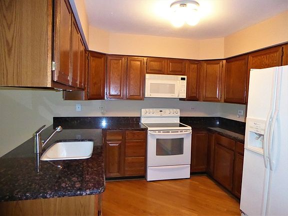 4th image of 1617 Pebble Beach Dr