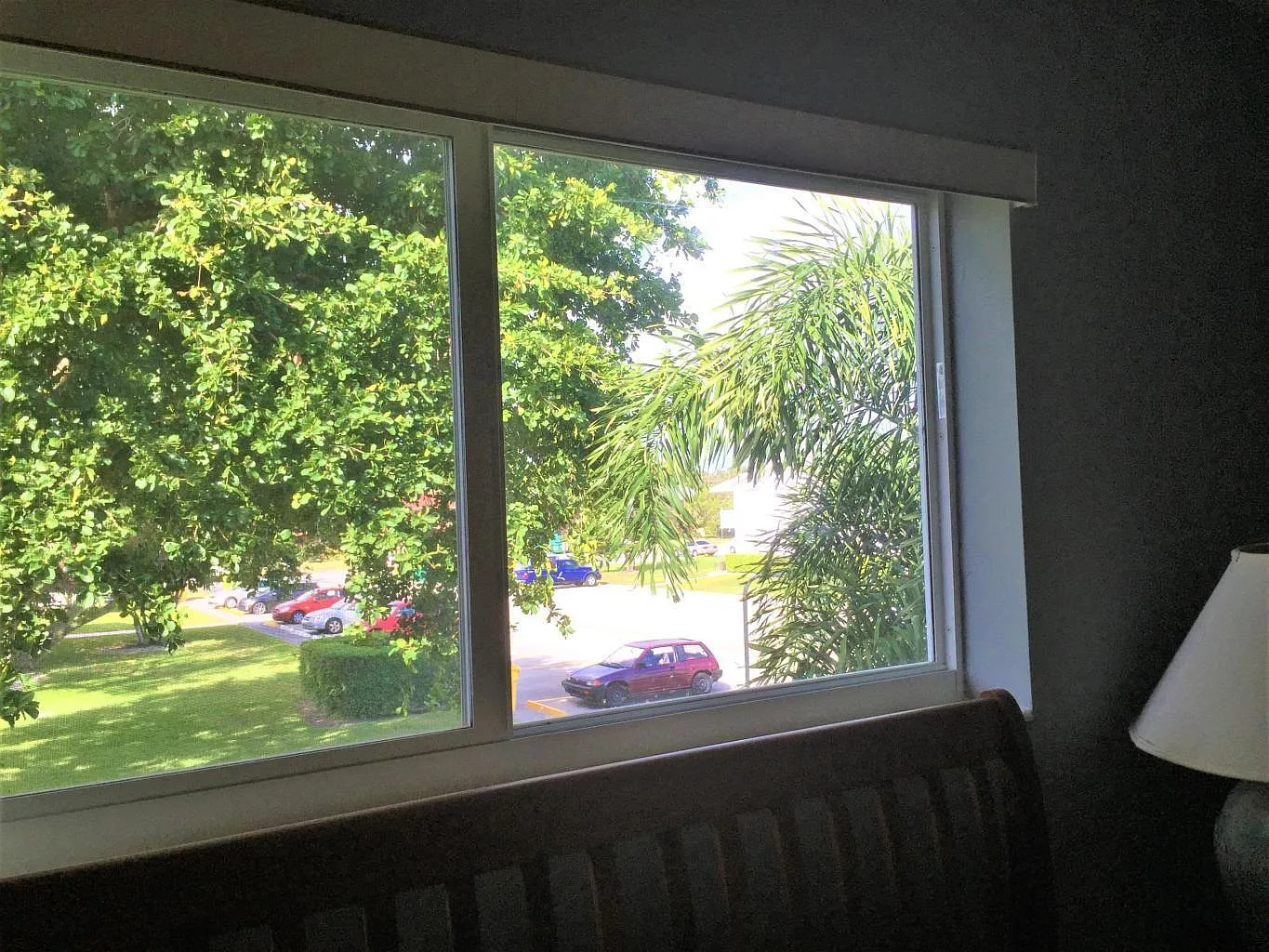 1 bed, 1.5 bath, 738 sqft, $1,200 — Photo 3