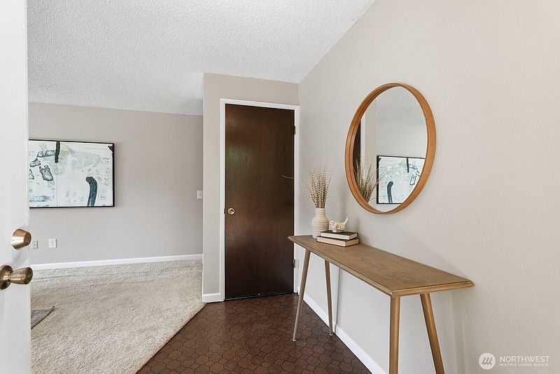 3rd image of 5620 Halls Lake Way