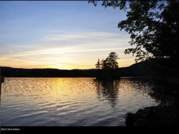 3rd image of 3 Pioneer Point
