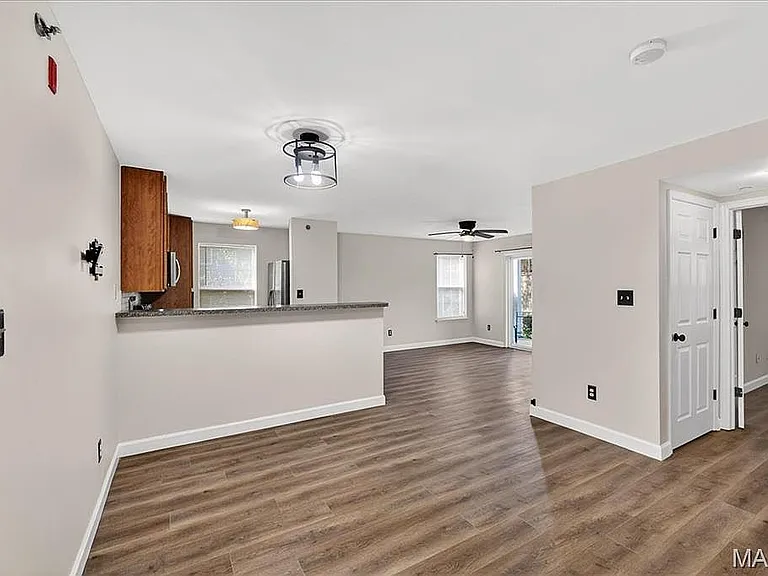 4103 Spring River Dr #4103 — Photo 17