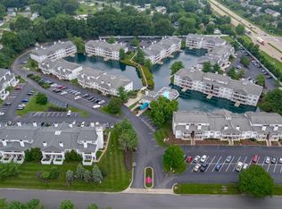 2109 Waters Edge Dr, Newark, DE 19702
