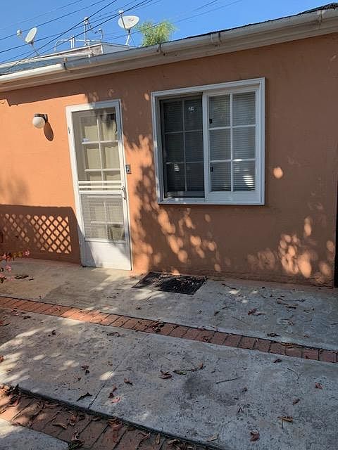 1st image of 7177 1/2 Eads Ave
