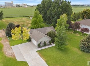 6206 S Foxrun Dr, Idaho Falls, ID 83402