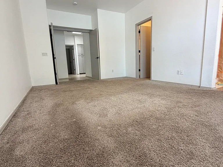 5215 W Tonopah Dr — Photo 13
