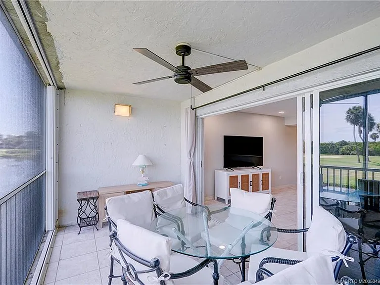 5539 NE Gulfstream Way — Photo 20