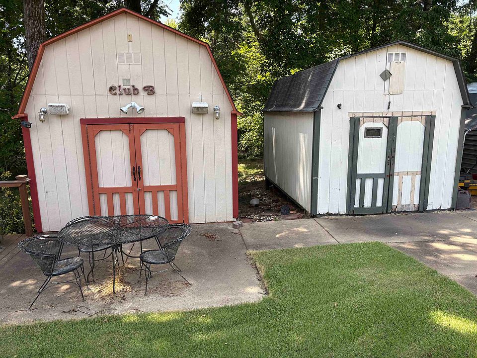 2nd image of 5137 Jeffrey Keith Dr