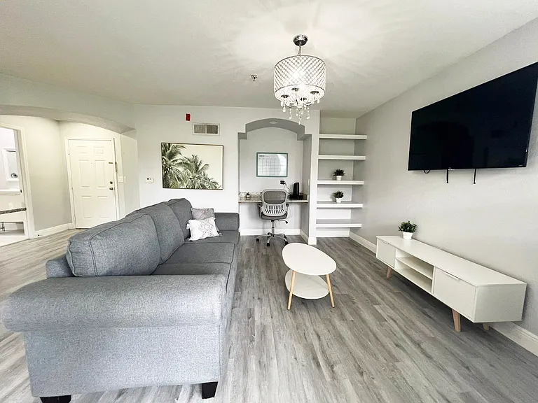 7260 Westpointe Blvd #1015 — Photo 5