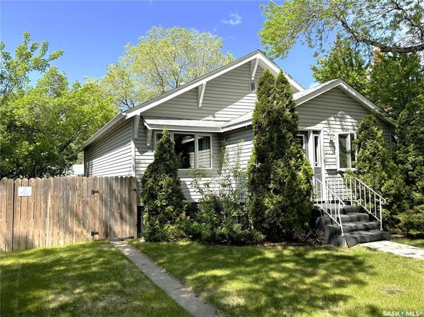 819 5th AVENUE N, Saskatoon, SK S7K 2R7