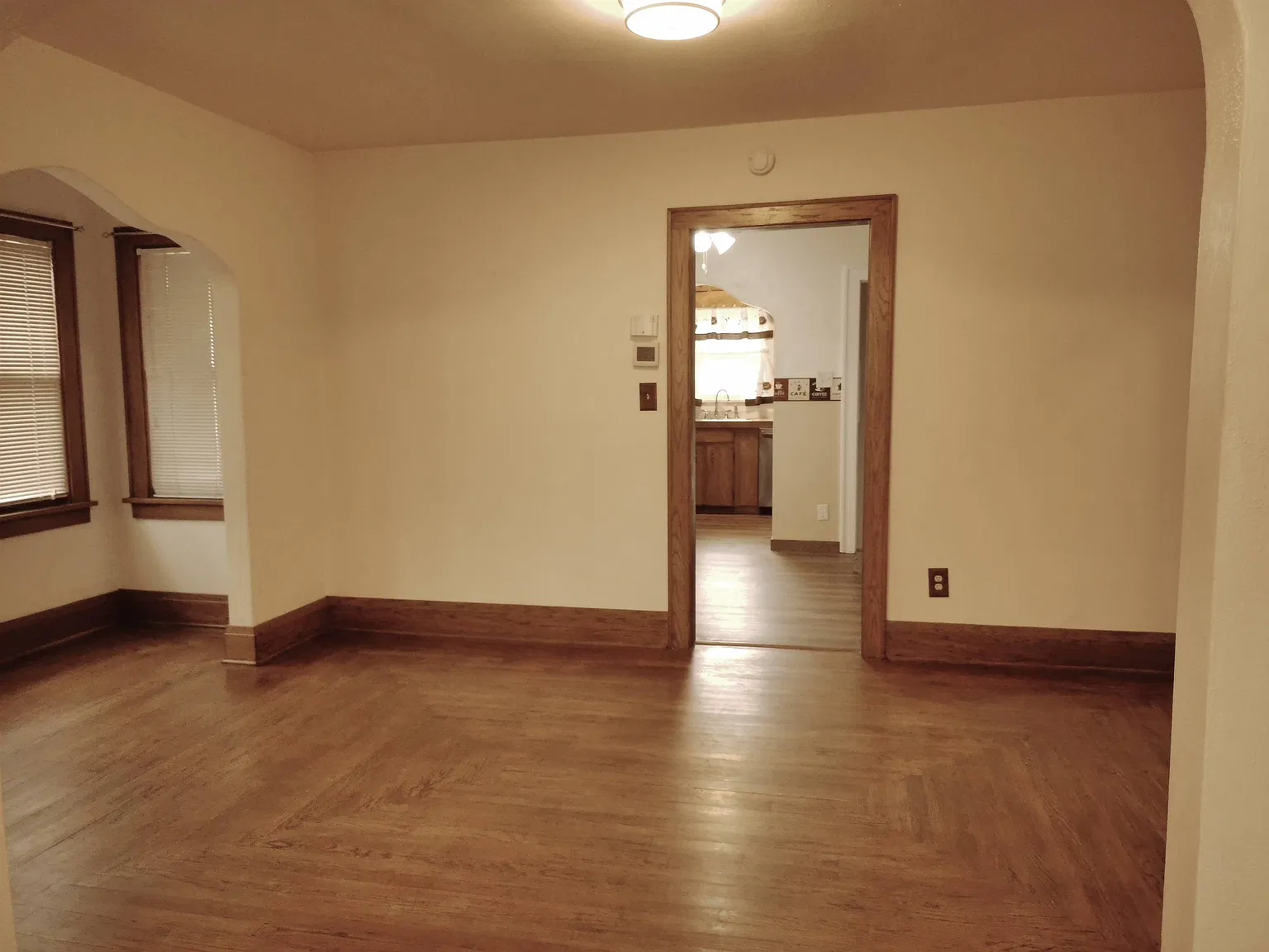 4 bed, 1968 sqft, $1,700 — Photo 3