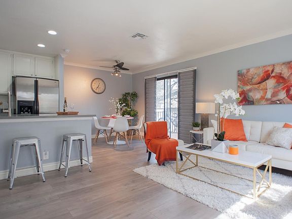 2nd image of 5039 Grey Feather Cir