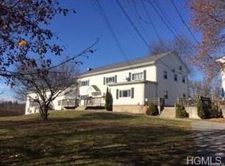 119 New Unionville Rd APT 3W, Wallkill, NY 12589