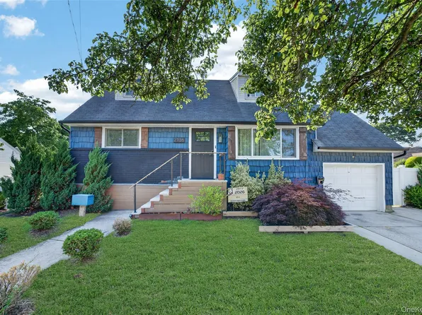 2136 Spruce Street, Baldwin, NY 11510