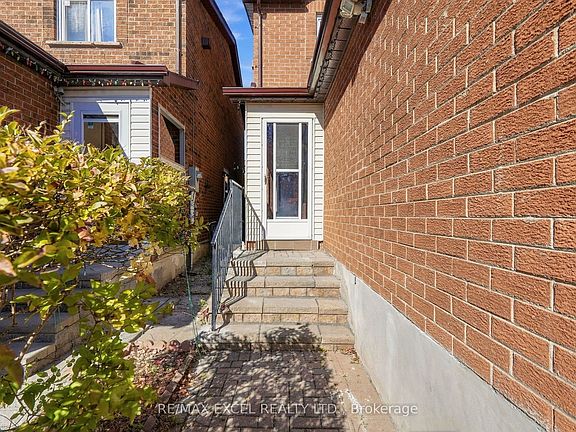 3rd image of 97 Tangmere Cres