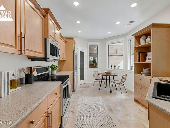 4th image of 15221 N CLUBGATE Drive #1013