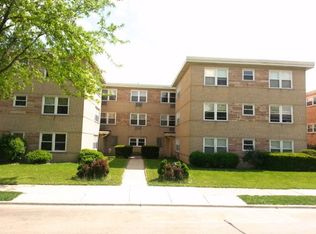 4635 Main St APT 3B, Skokie, IL
