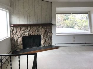 12107 Horseshoe Dr, Eagle River, AK 99577