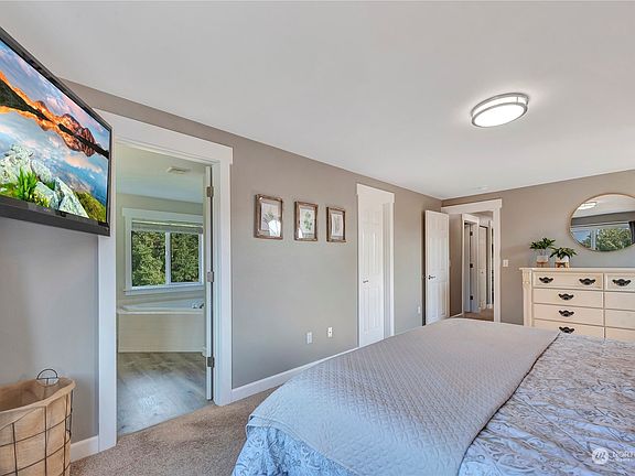 5th image of 17117 112th Street Ct E
