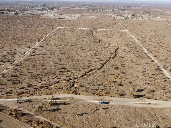 0 La Mesa Rd, Phelan, CA 92371