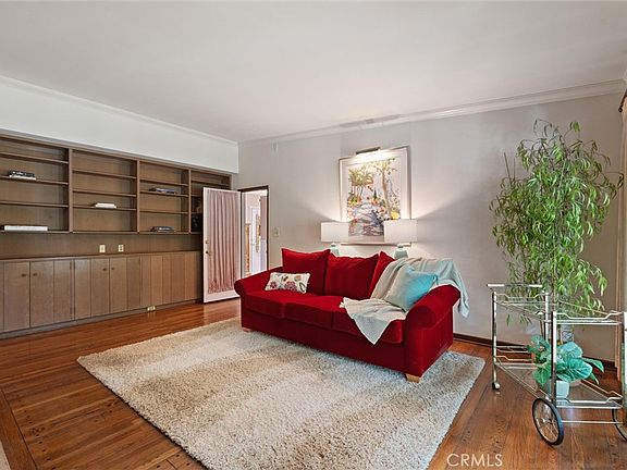 4th image of 1455 La Perla Ave