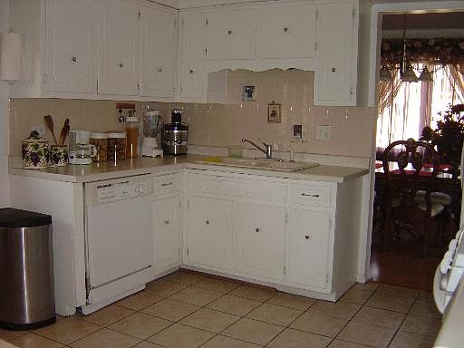 5th image of 10020 W Parkview Dr