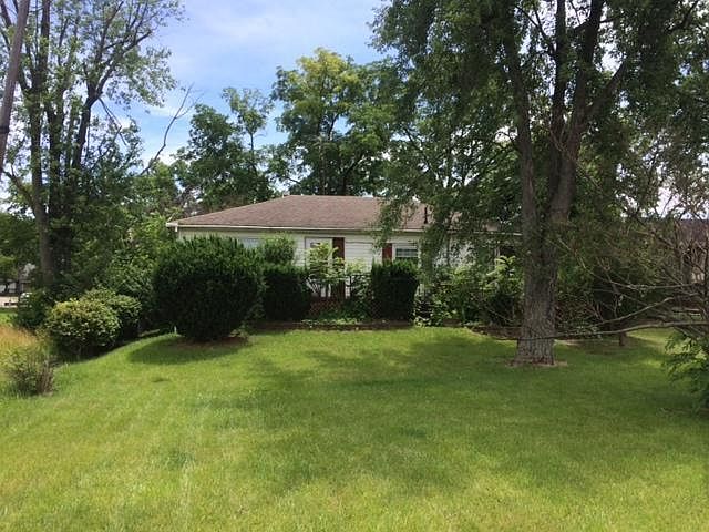 2nd image of 932 Harrisburg Pike