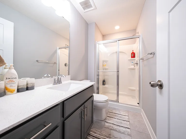 8380 Abercrombie Ln — Photo 39