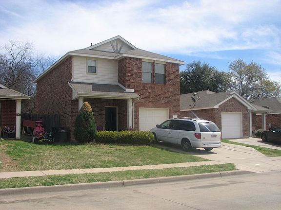 3rd image of 744 River Garden Dr