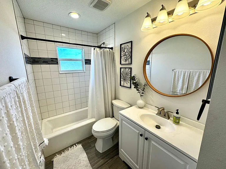 115 Hollyhock Dr — Photo 17