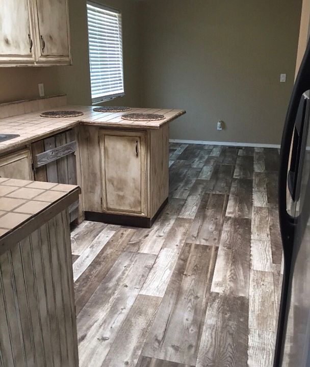 1st image of 705 N Eve Dr