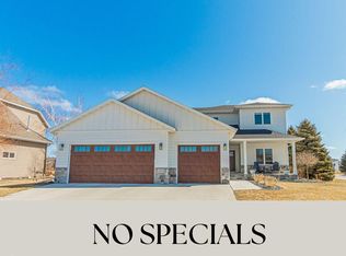 4840 2nd St SW, Moorhead, MN 56560