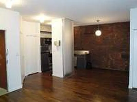 Rented by Citi Habitats | media 40