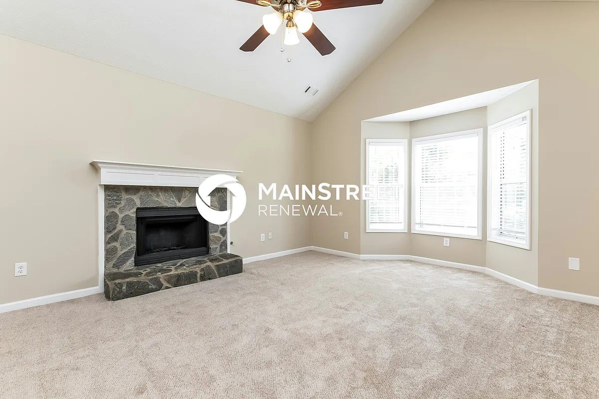 Living Room - 2180 Castle Royale Dr