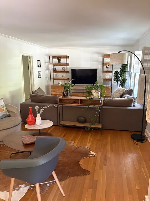 3 bed, 2.5 bath, 1397 sqft, $3,900 — Photo 3