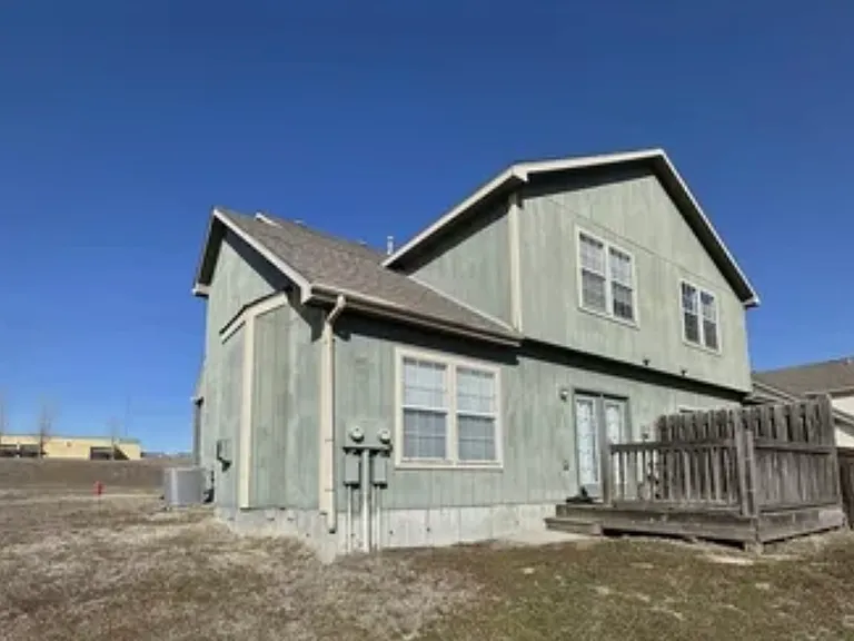 2705 Kathie Dr — Photo 11